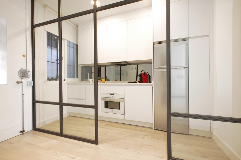 Atocha Hub Apartment Madrid Bagian luar foto